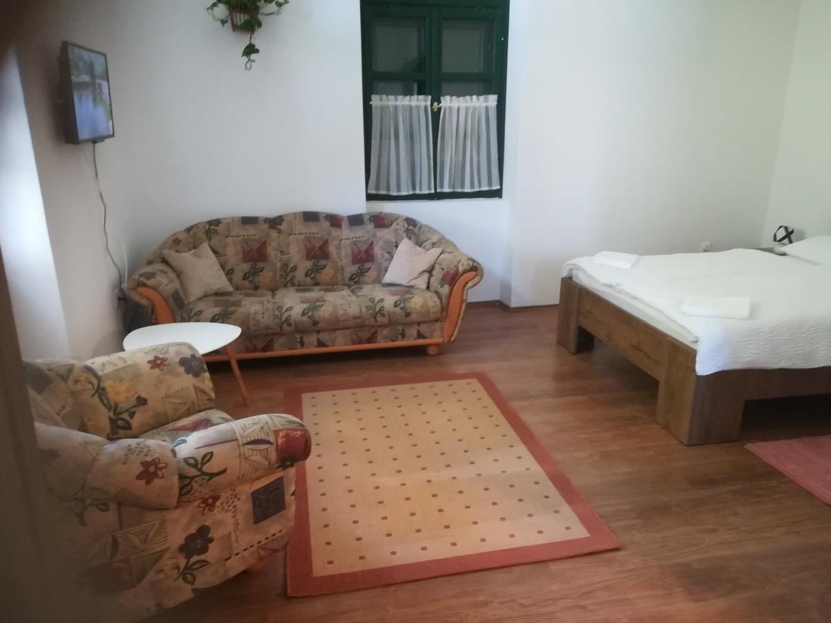 Véndektanya Vendégház Tapolca Extérieur photo